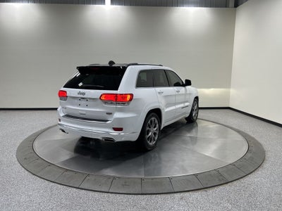 2020 Jeep Grand Cherokee Summit
