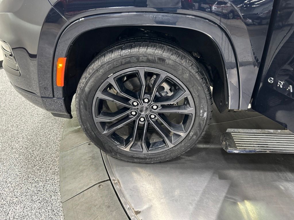 2022 Jeep Grand Wagoneer Series II