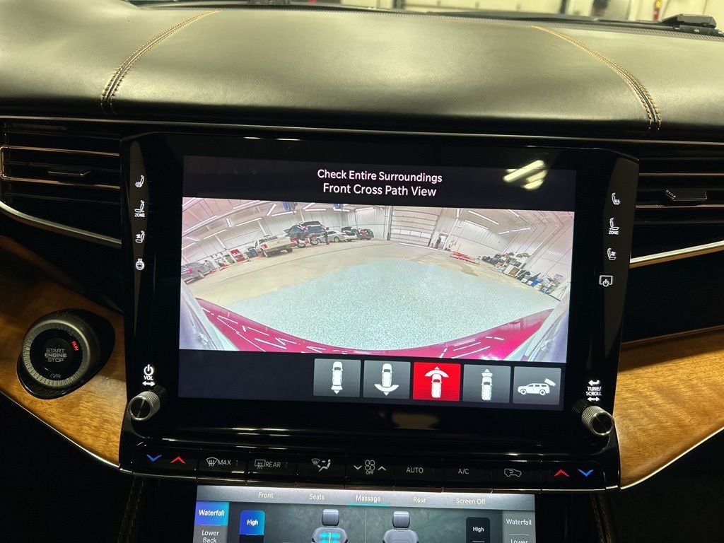 2022 Jeep Grand Wagoneer Series III