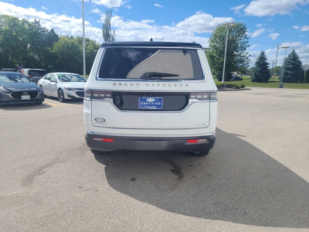 2022 Jeep Grand Wagoneer Series III