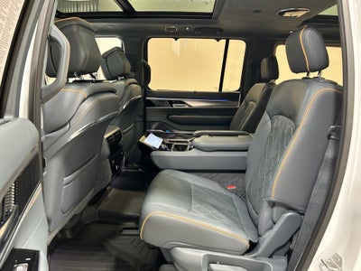 2023 Jeep Grand Wagoneer Series III
