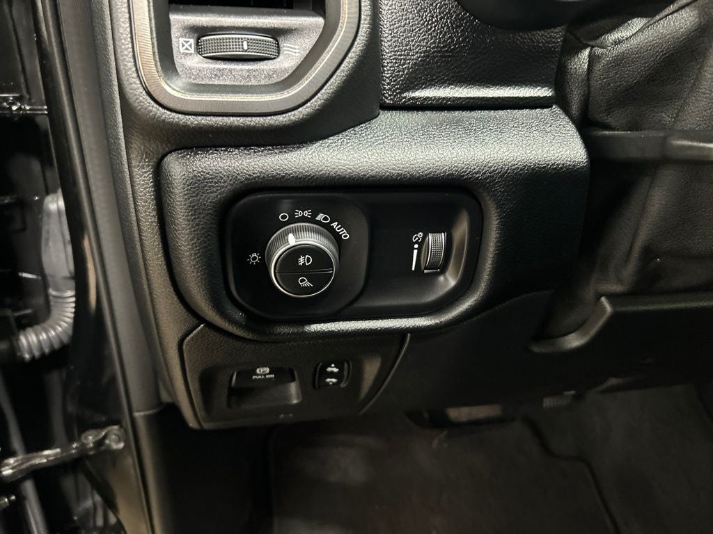 2021 RAM 1500 Sport