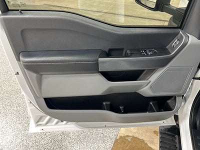 2023 Ford F-600SD XLT