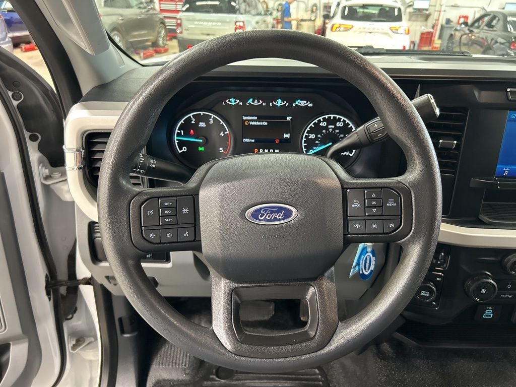 2023 Ford F-600SD XLT