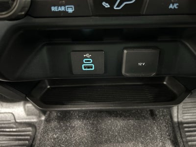 2023 Ford F-600SD XLT