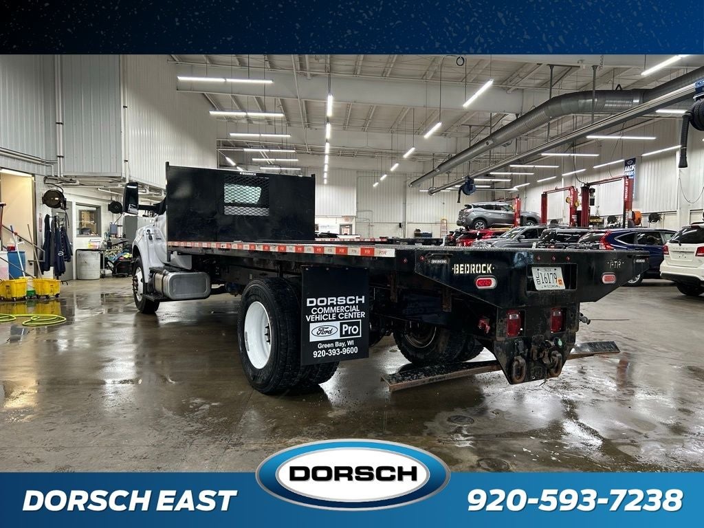 2022 Ford F-750SD Base