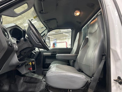 2022 Ford F-750SD Base