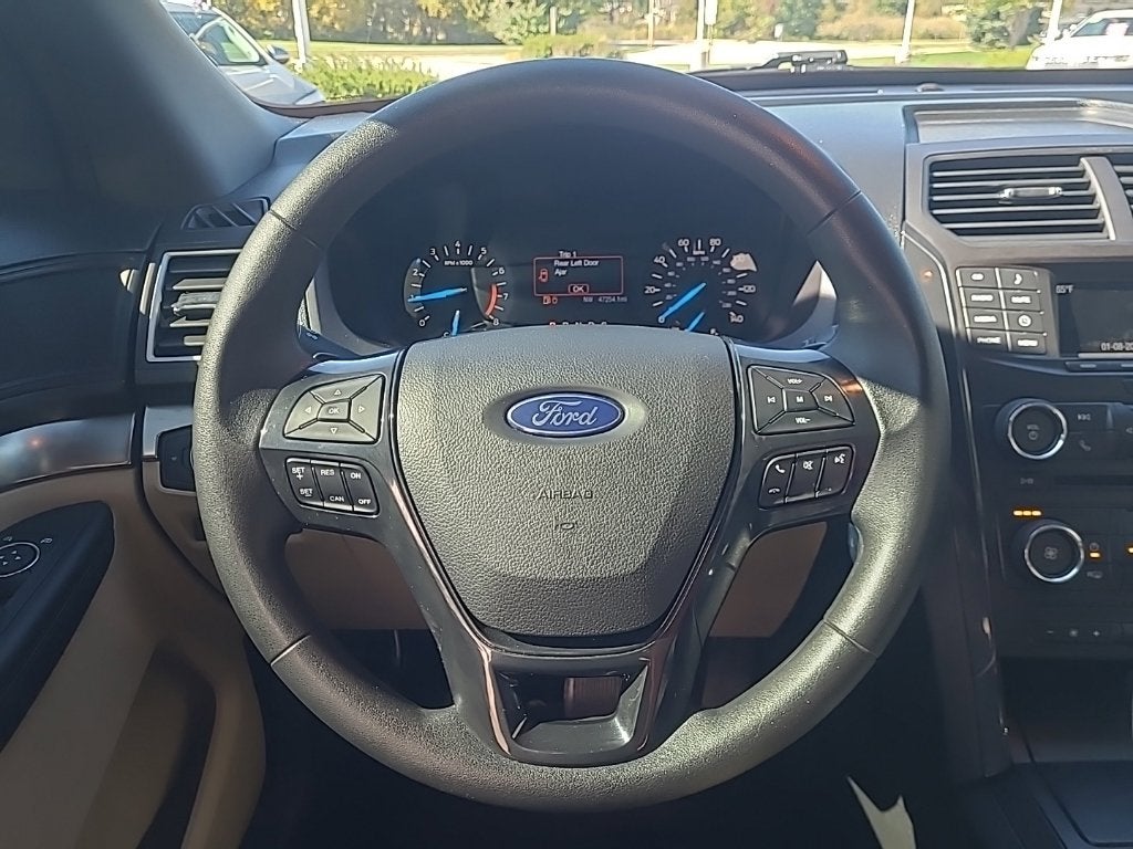 2017 Ford Explorer Base