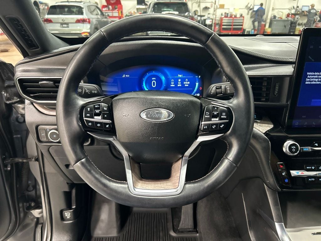 2024 Ford Explorer Platinum