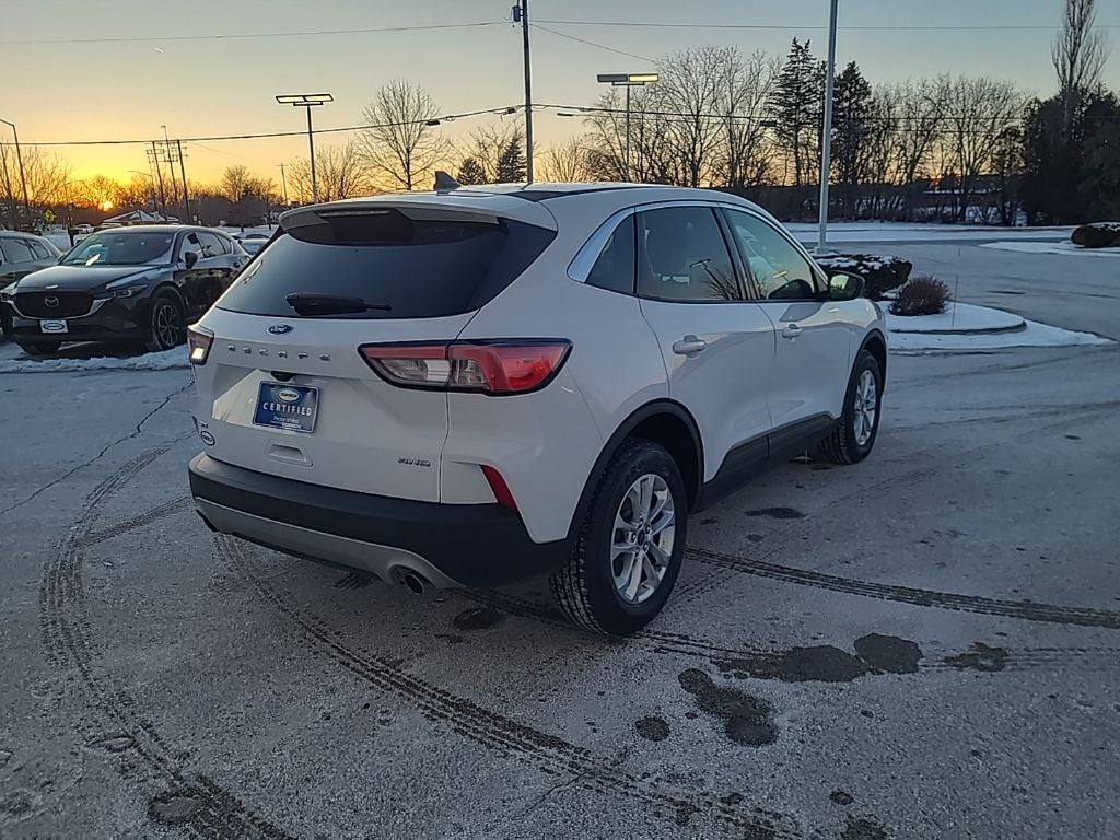 2022 Ford Escape SE