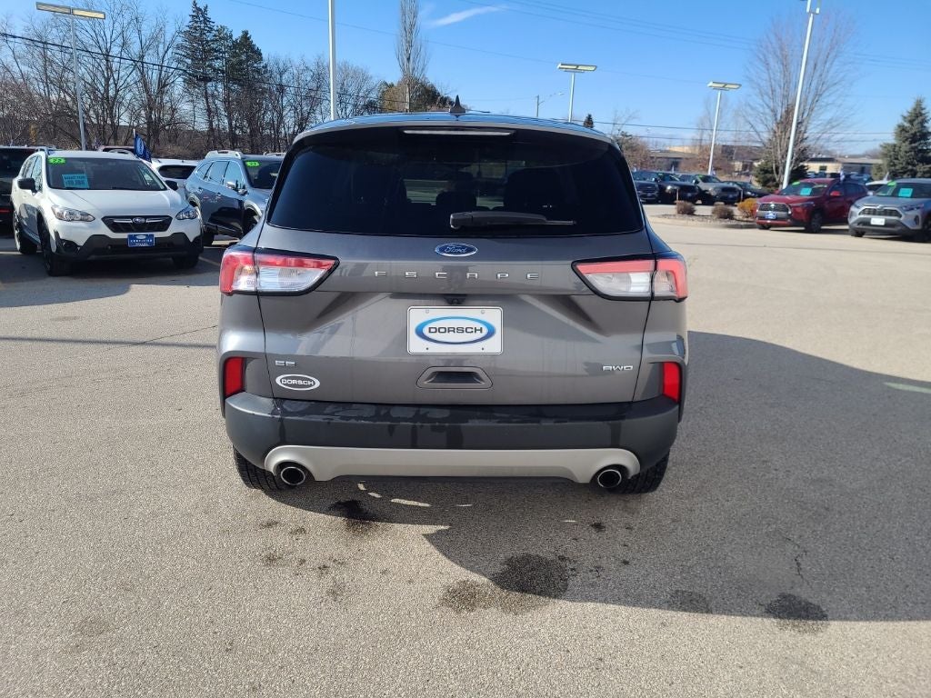 2022 Ford Escape SE