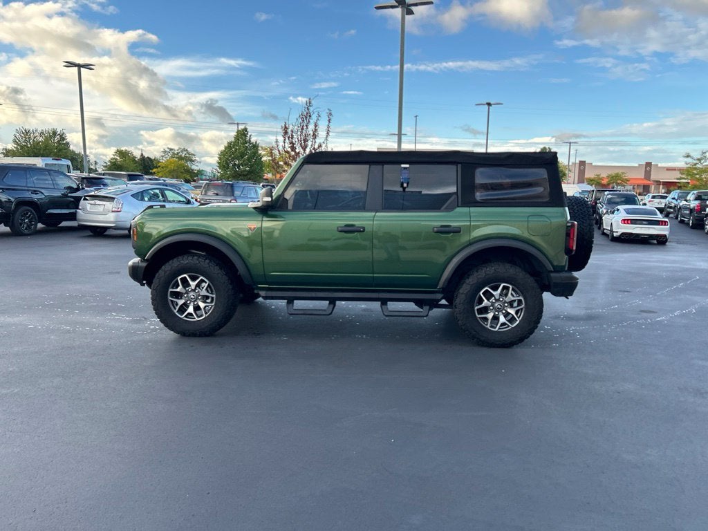 2022 Ford Bronco Base