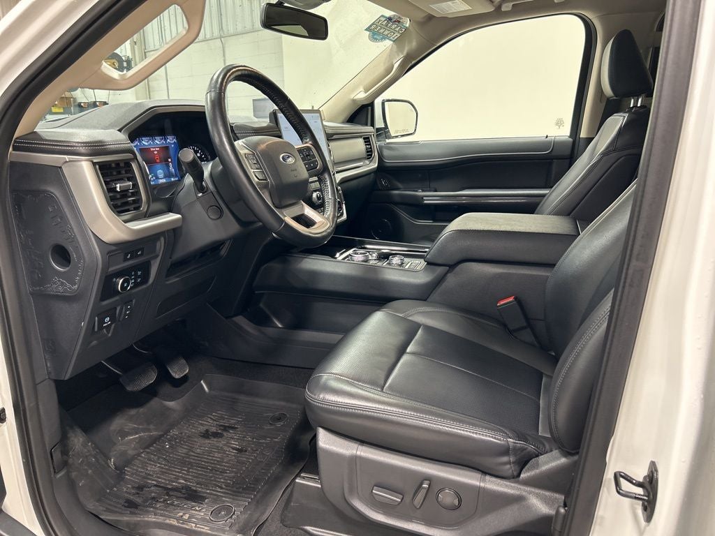 2023 Ford Expedition Max XLT