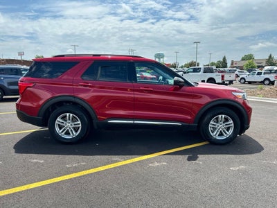 2024 Ford Explorer XLT