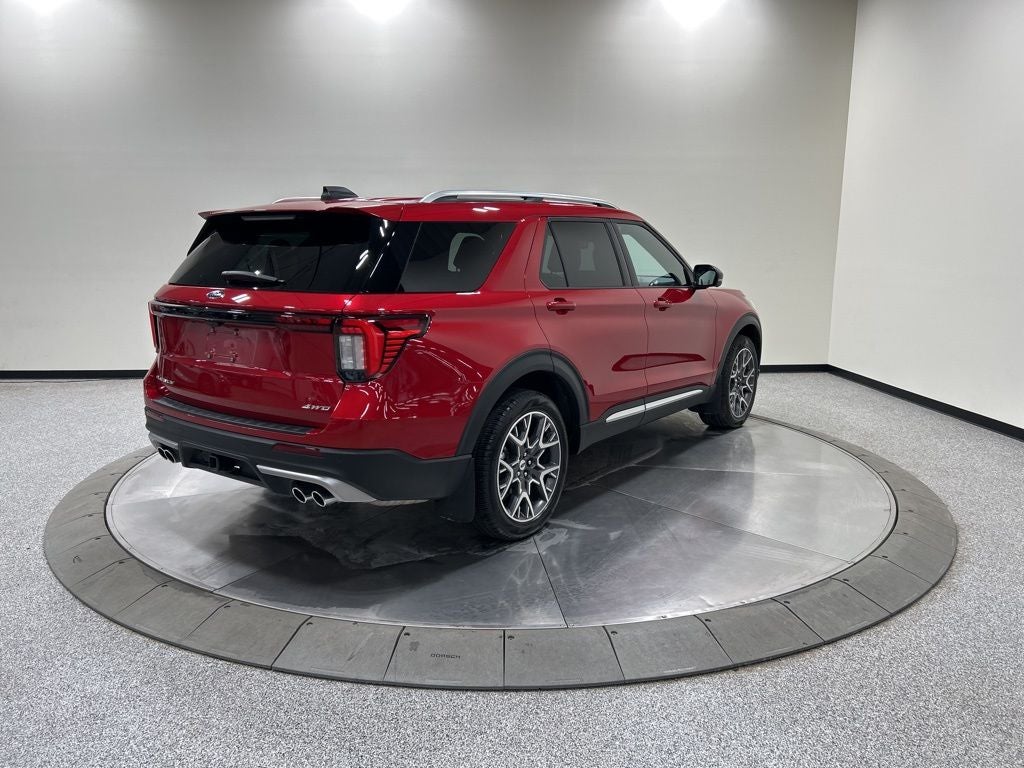 2025 Ford Explorer Platinum