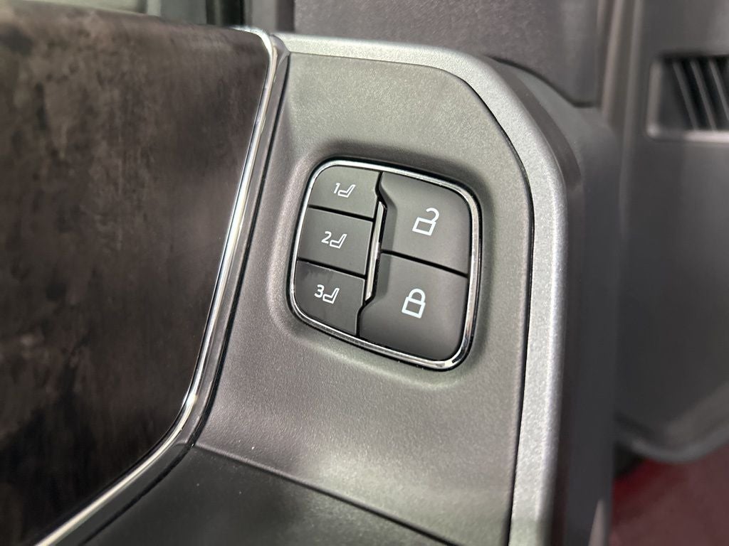 2026 Ford F-250SD Black Widow