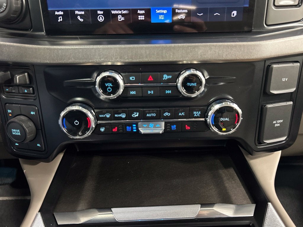 2025 Ford F-350SD Platinum