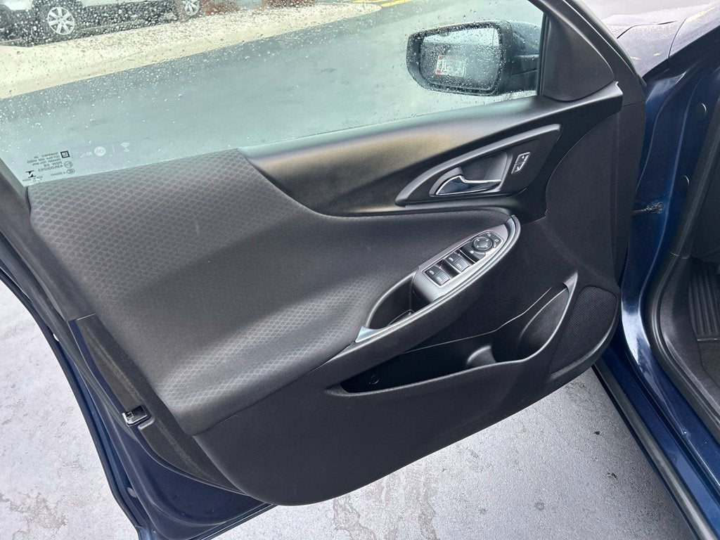 2017 Chevrolet Malibu LT 1LT