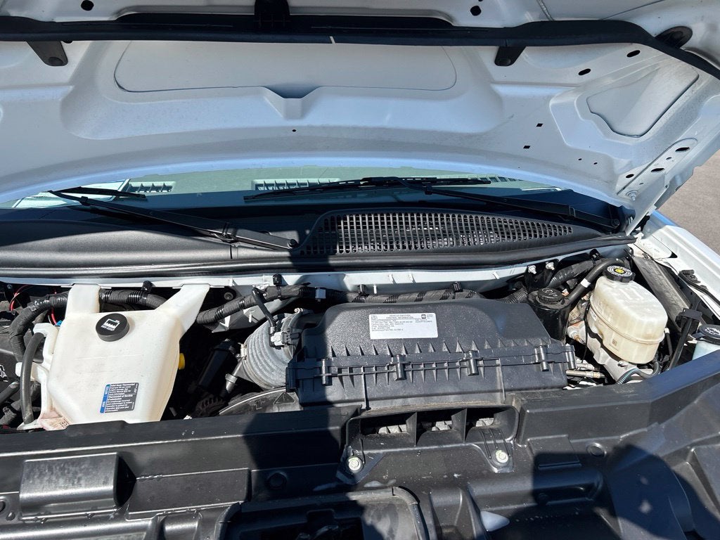 2025 Chevrolet Express 3500 LT Passenger