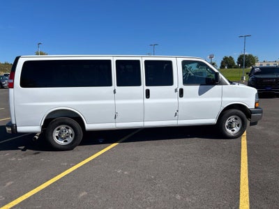 2025 Chevrolet Express 3500 LT Passenger