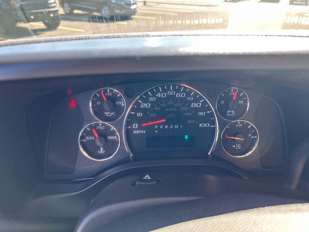 2025 Chevrolet Express 3500 LT Passenger