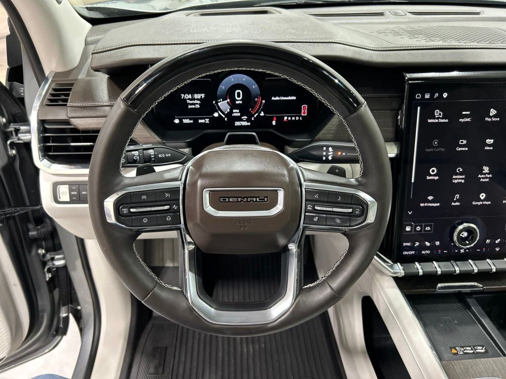 2024 GMC Acadia Denali