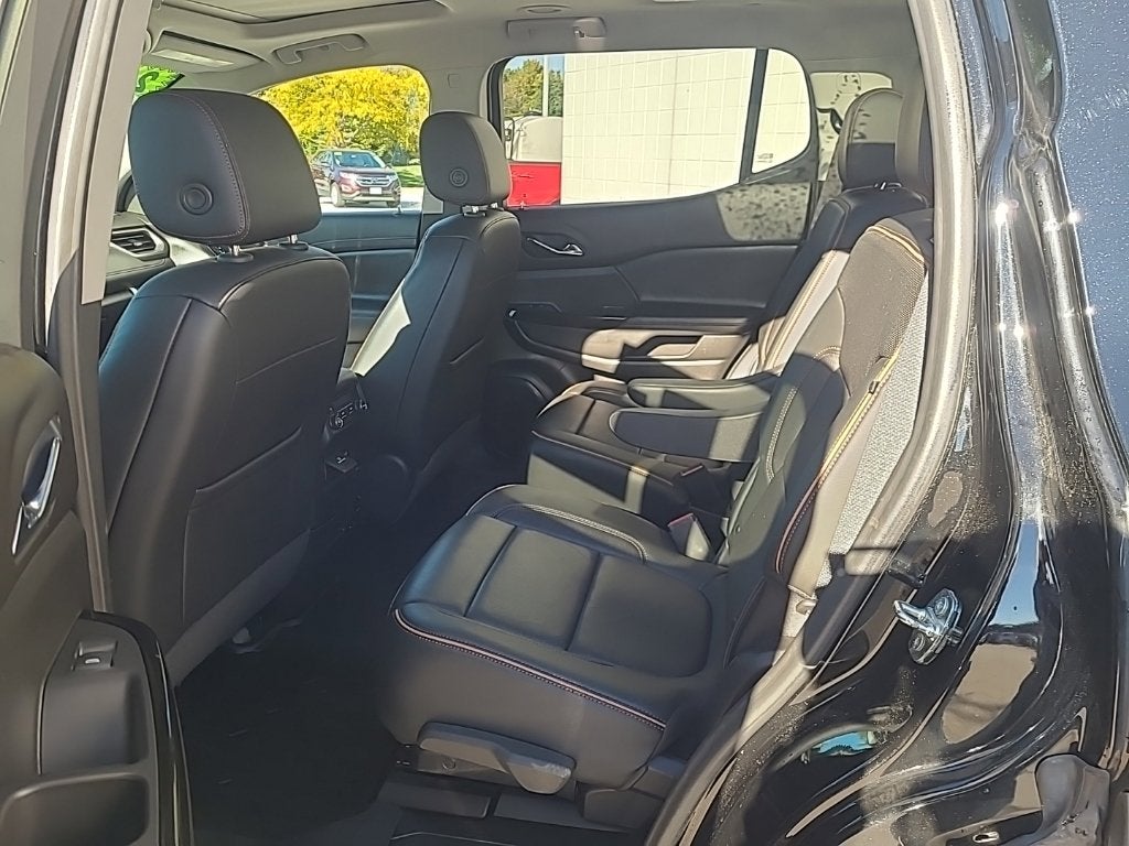 2020 GMC Acadia AT4