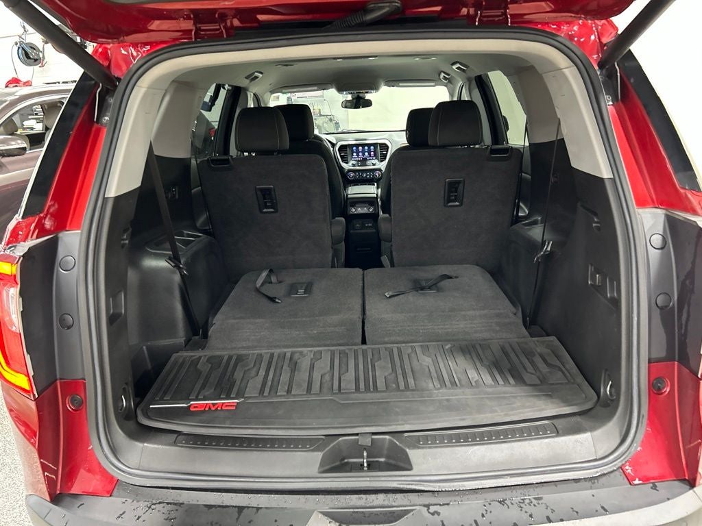 2022 GMC Acadia SLE