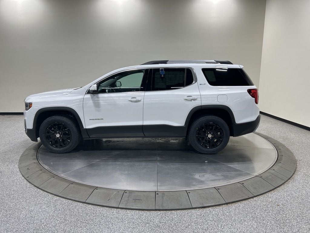 2022 GMC Acadia SLT
