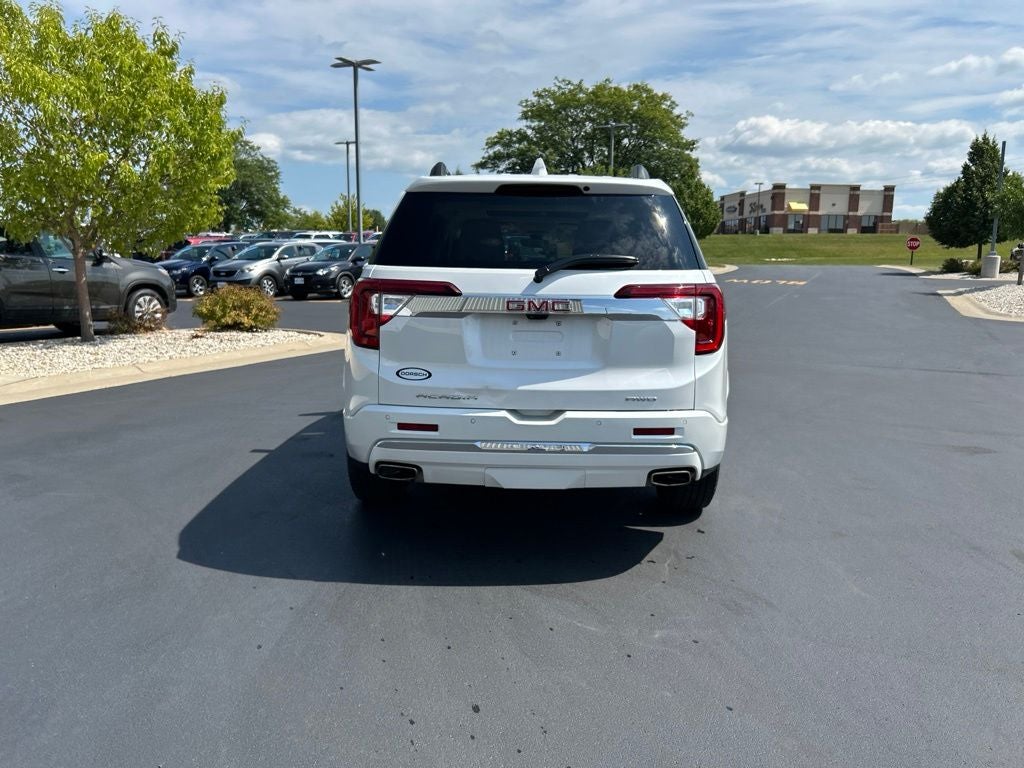 2023 GMC Acadia Denali