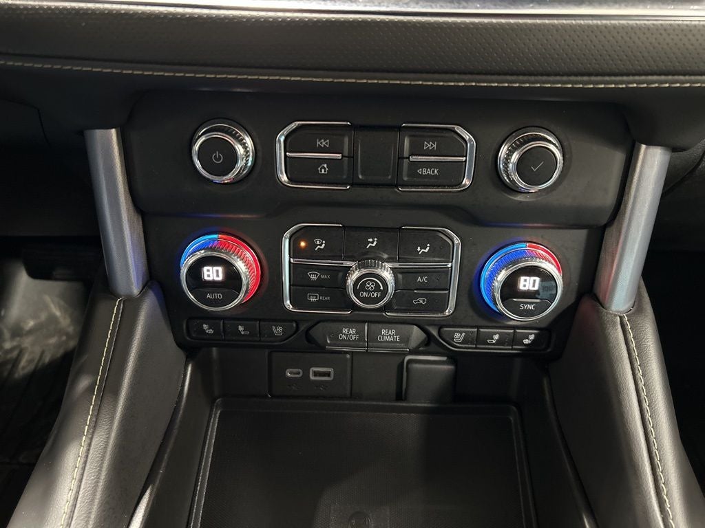 2022 GMC Yukon XL SLT