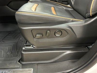 2023 GMC Yukon XL AT4