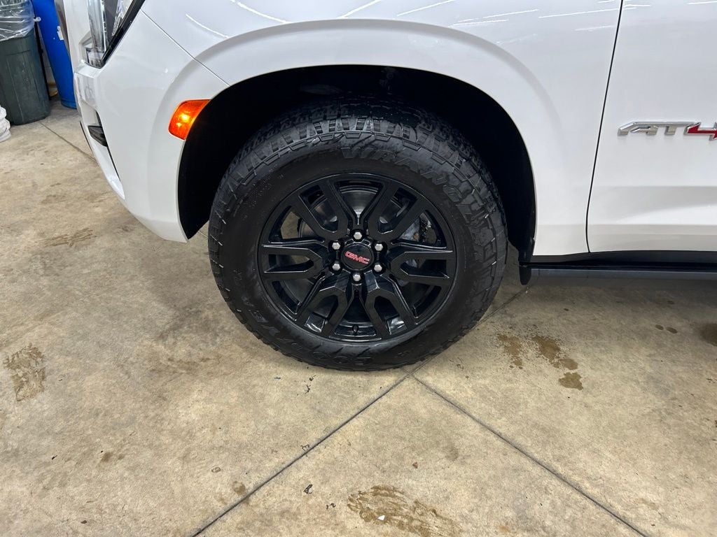 2023 GMC Yukon XL AT4