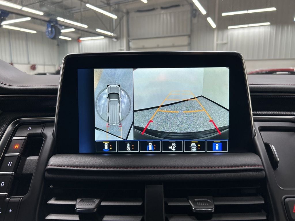 2023 Chevrolet Suburban RST