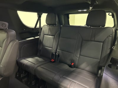 2023 Chevrolet Suburban RST