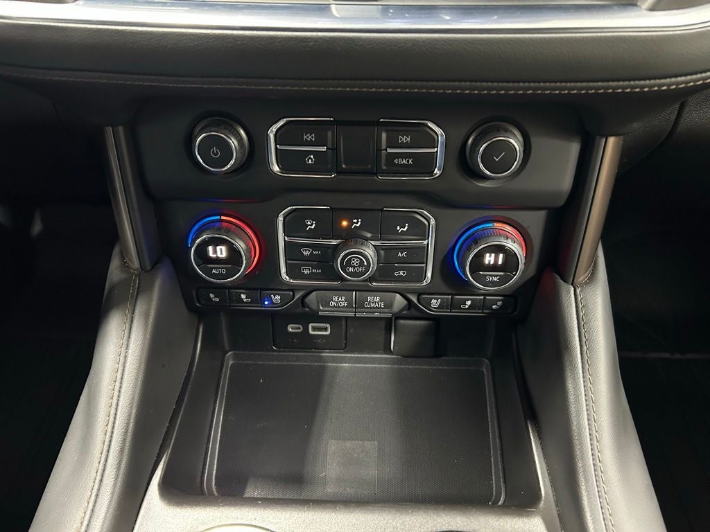 2021 Chevrolet Suburban High Country