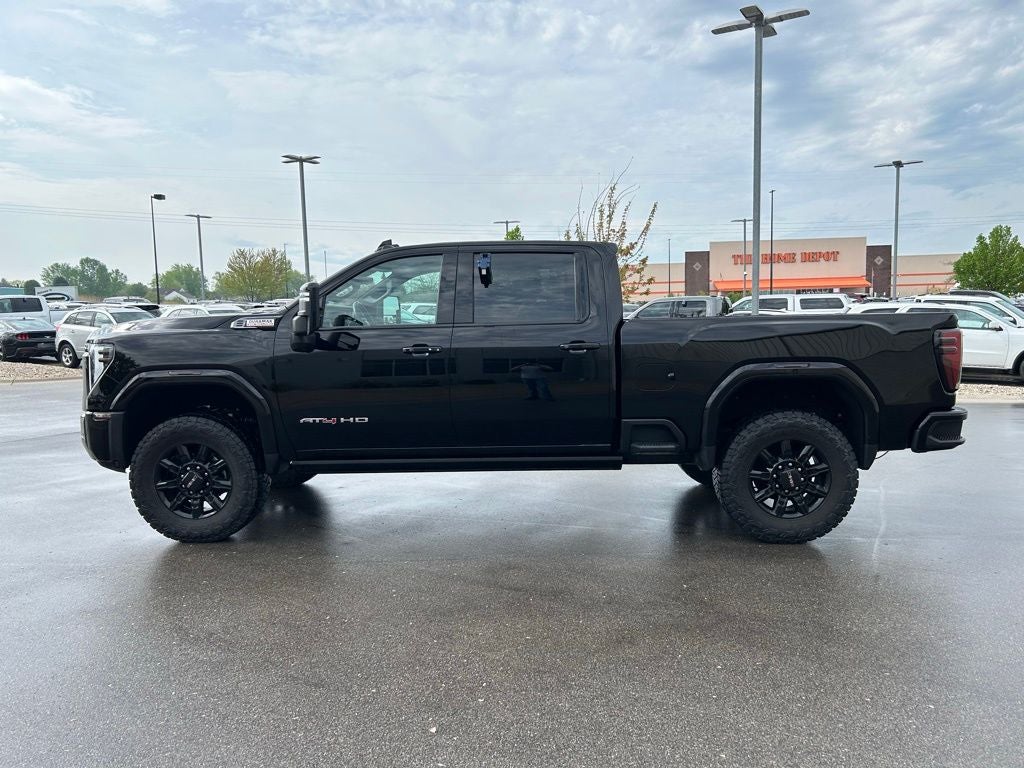2025 GMC Sierra 3500HD AT4