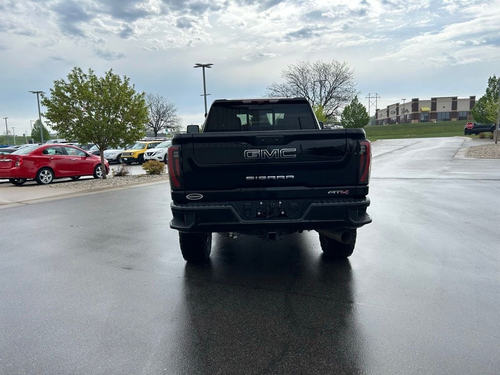 2025 GMC Sierra 3500HD AT4