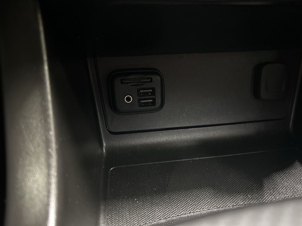 2022 GMC Canyon AT4 w/Leather