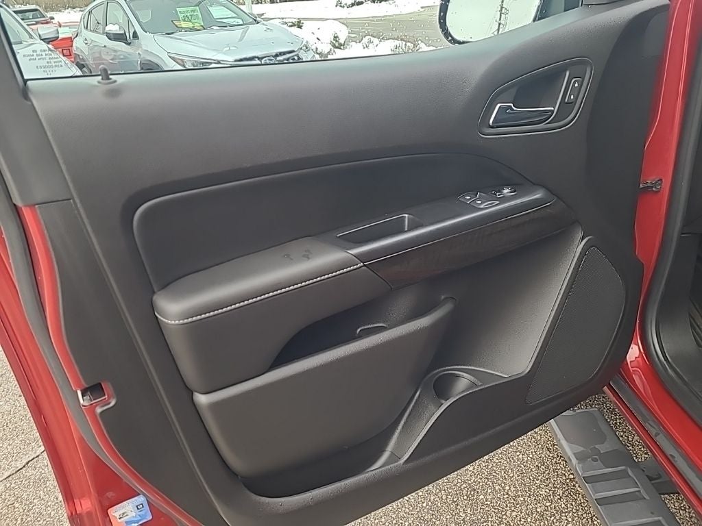 2017 GMC Canyon SLE1