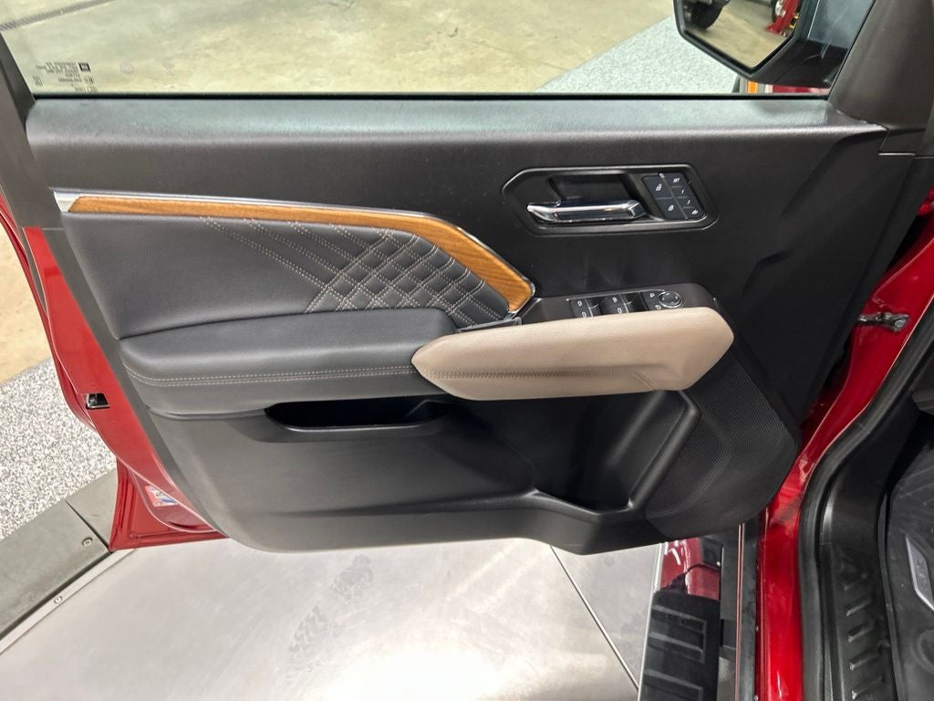 2024 GMC Canyon Denali