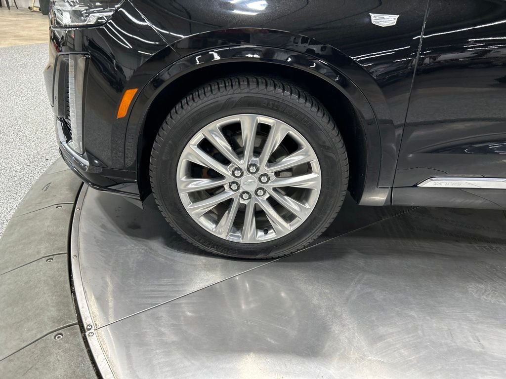2022 Cadillac XT6 Premium Luxury