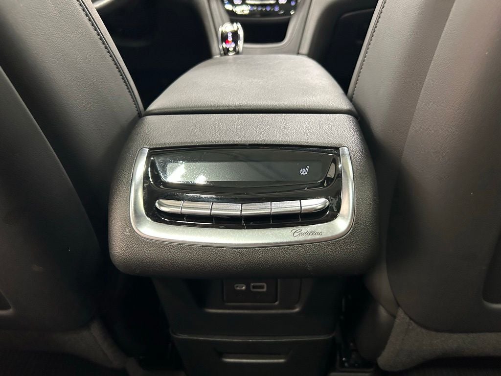 2022 Cadillac XT6 Sport