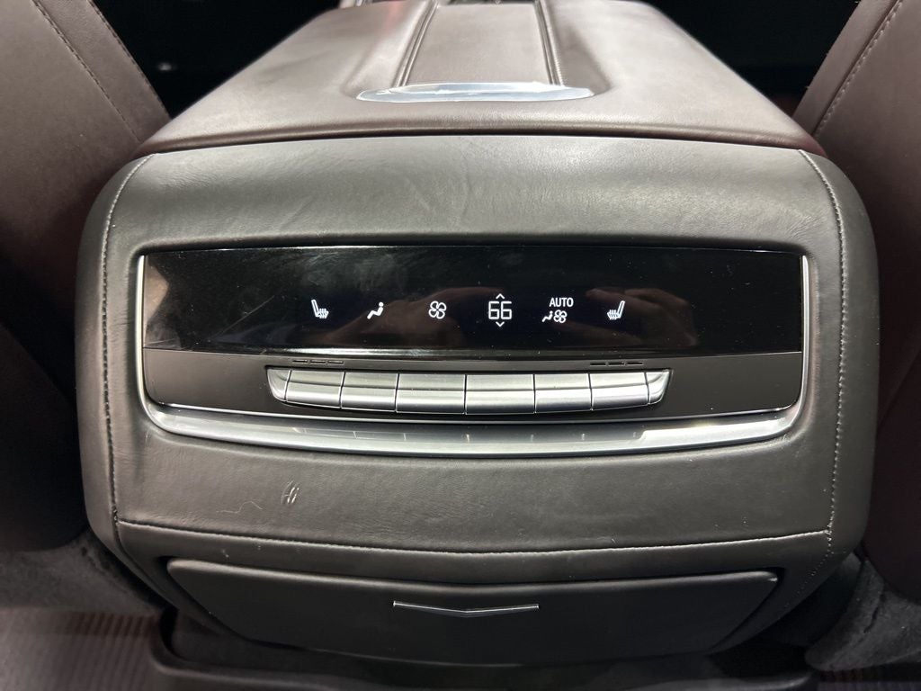 2021 Cadillac Escalade Sport Platinum