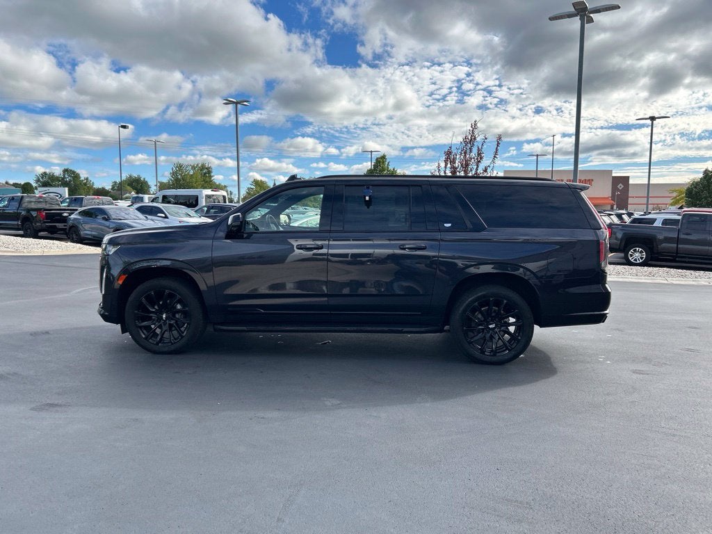 2023 Cadillac Escalade ESV Sport