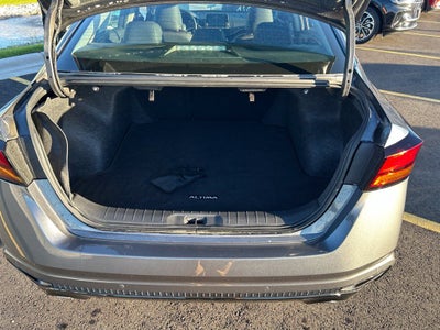 2025 Nissan Altima 2.5 SR