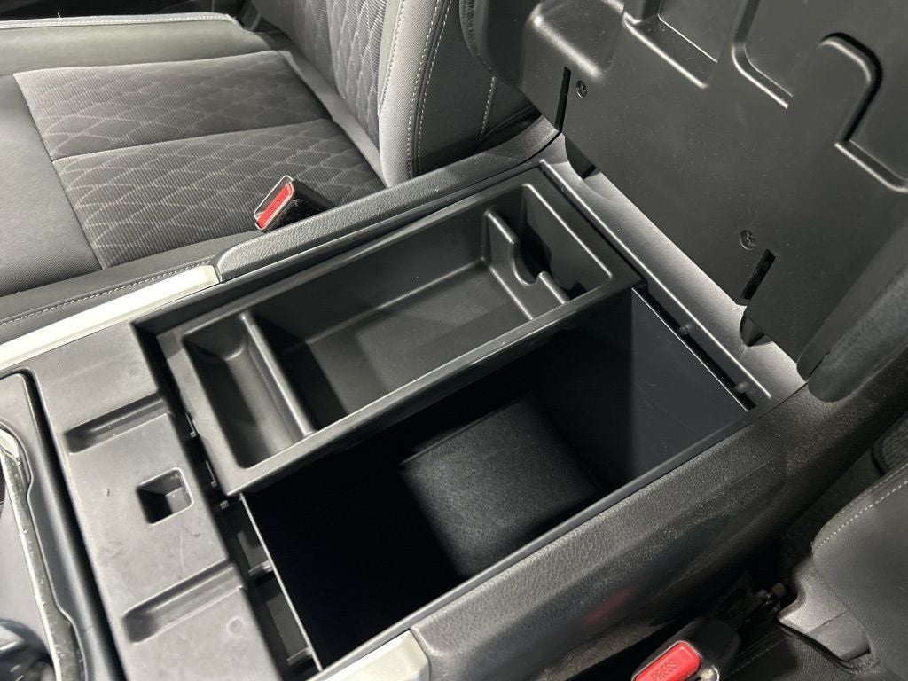 2020 Nissan Titan SV