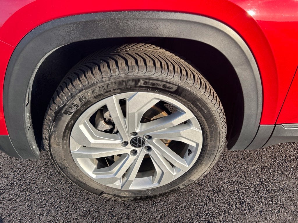 2022 Volkswagen Atlas 3.6L V6 SE w/Technology