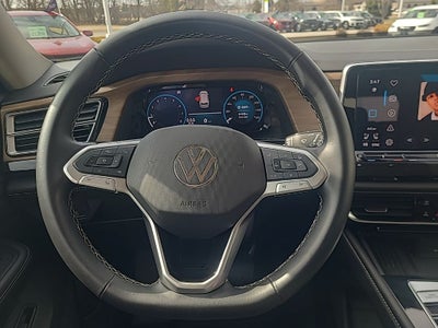 2025 Volkswagen Atlas 2.0T SE w/Technology
