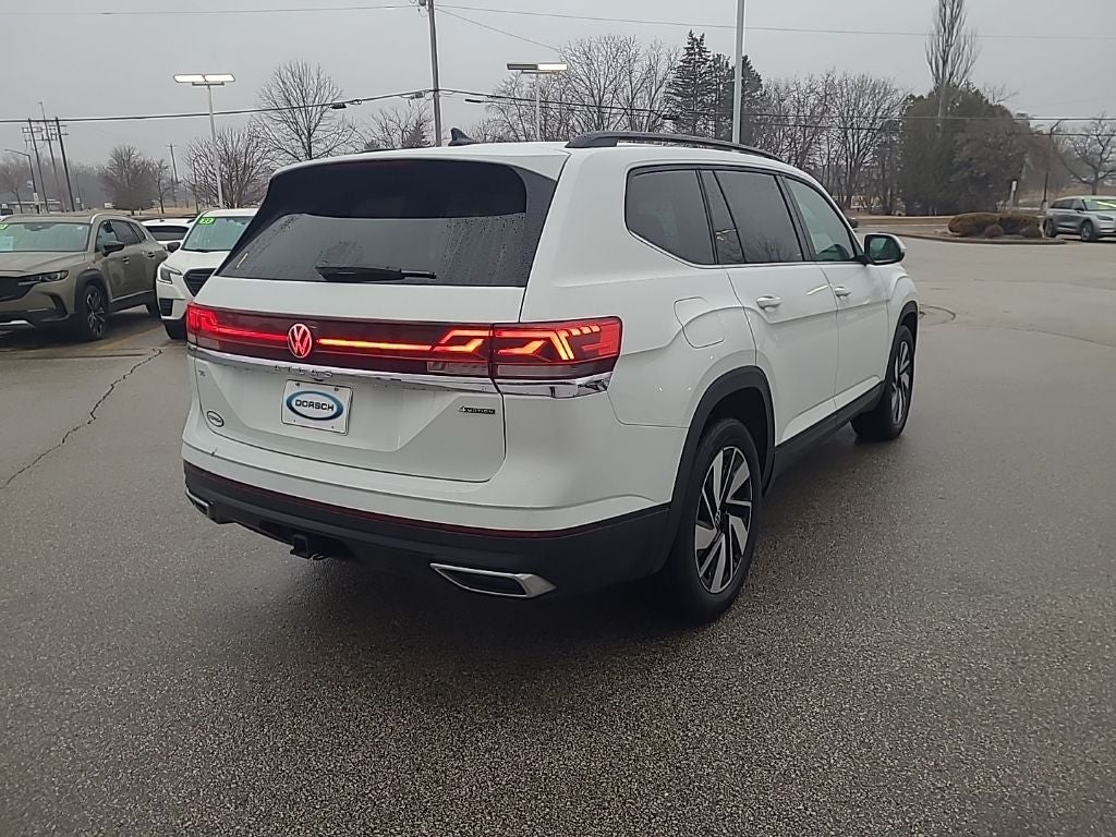 2025 Volkswagen Atlas 2.0T SE w/Technology